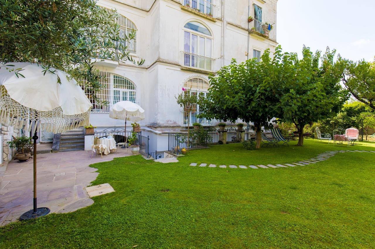 Palazzo Cacace Relais Bed & Breakfast Piano di Sorrento Exterior photo